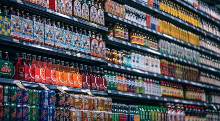Woda zamiast kolorowych napojów najlepszym sposobem na schudnięcie? Woda zamiast kolorowych napojów najlepszym sposobem na schudnięcie?